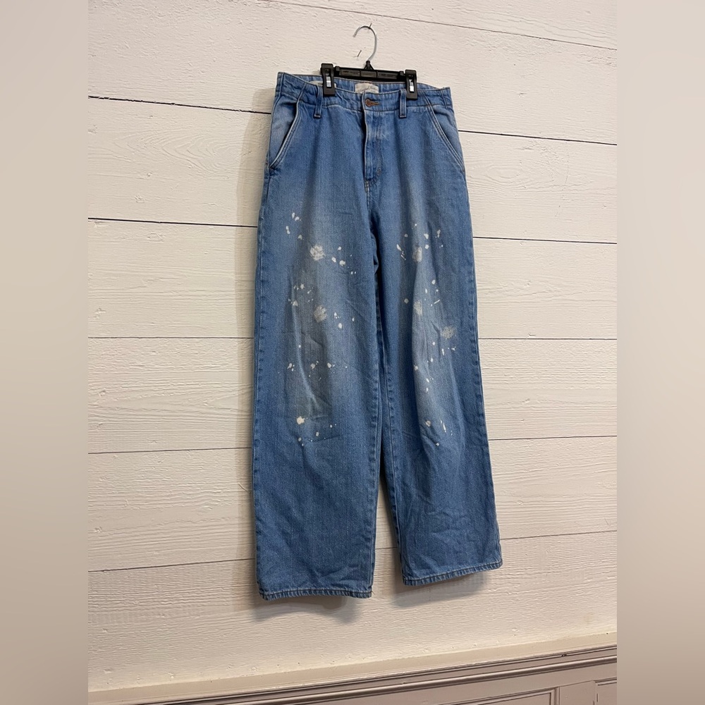 Universal Thread - Picture 3 of 5